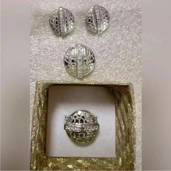 Macy's Silver Jewelry Set - Picture 4 of 4